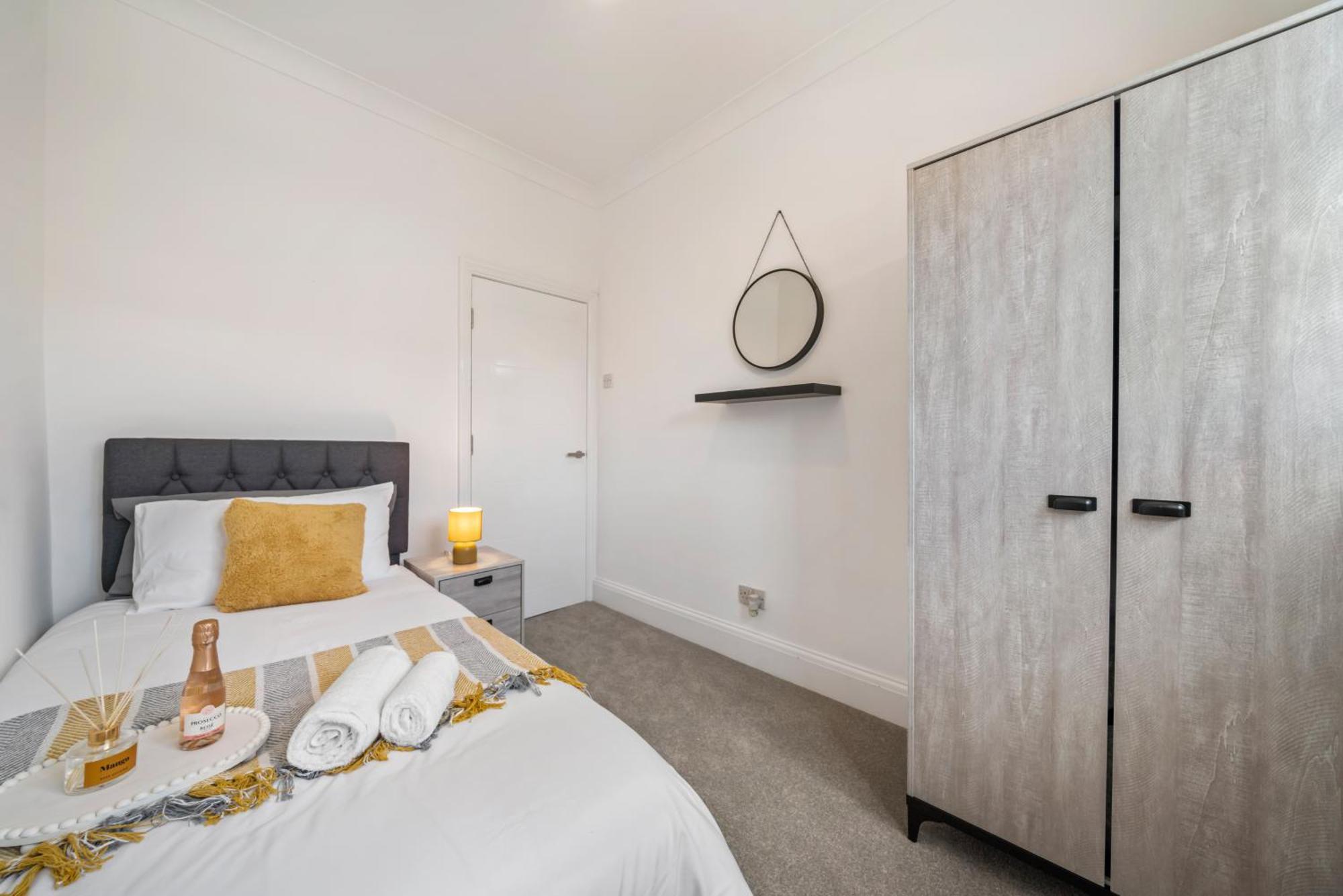 2025 Award Winning - 2 Bedroom Luxury Apartment Next To Wembley Stadium London Ngoại thất bức ảnh