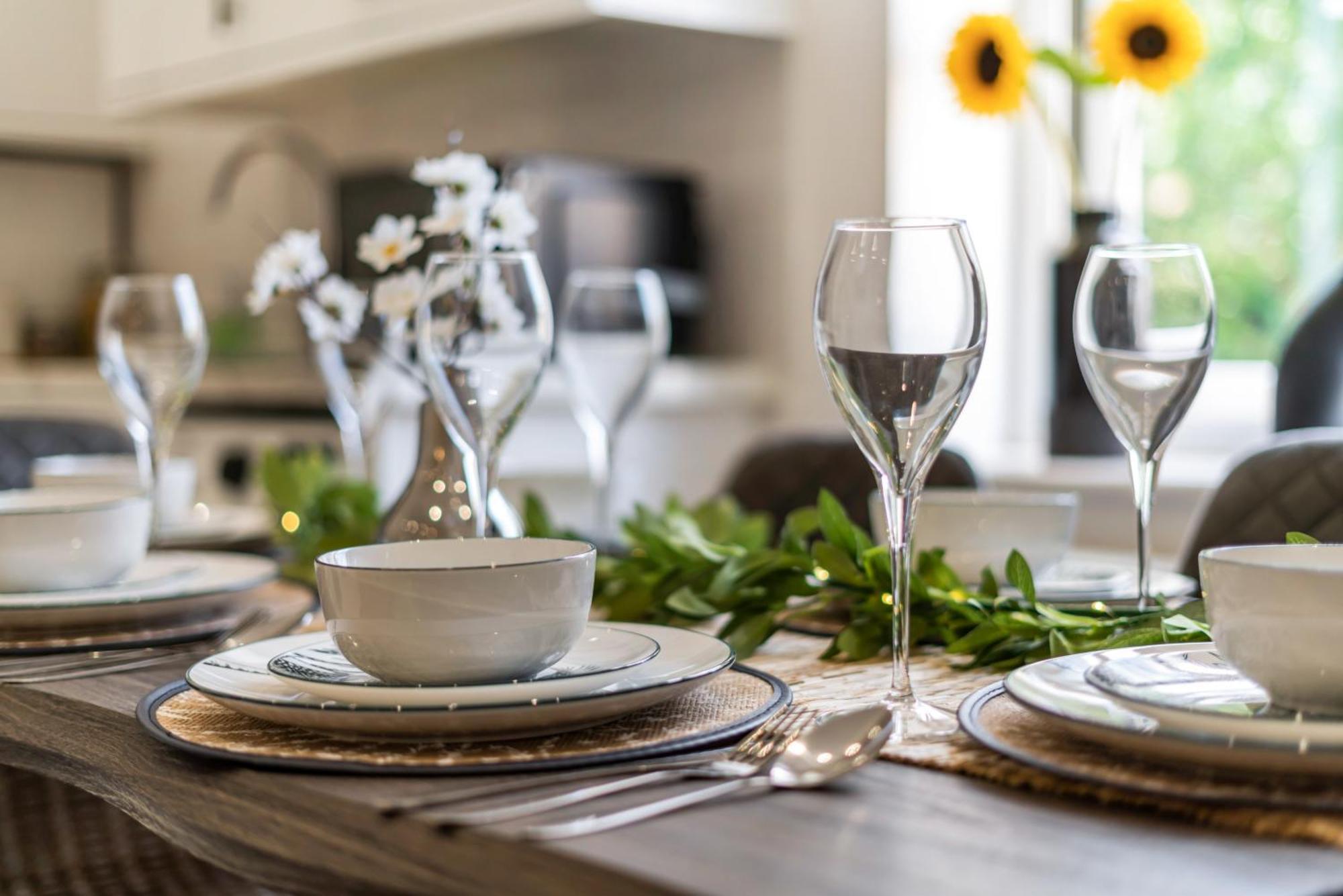 2025 Award Winning - 2 Bedroom Luxury Apartment Next To Wembley Stadium London Ngoại thất bức ảnh